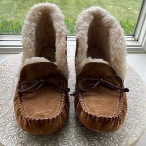 Ugg suede mocassins womens size 10